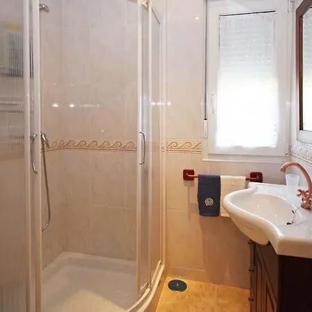 Apartment In Larino A Coruna 101885 By Mo *